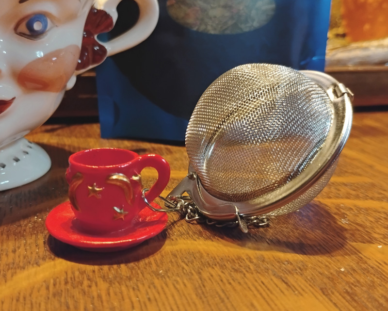 Red teacup charm